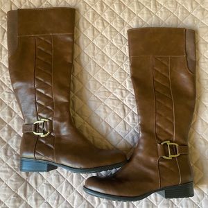 **NWOT** LIFE STRIDE FULL CALF BOOTS